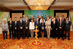 Delegación navarra en India.