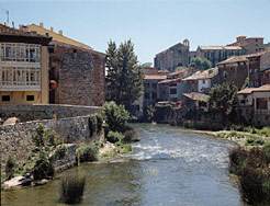 El río Ega a su paso por Estella