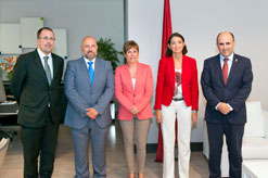 Raúl Blanco, José Luis Arasti, Uxue Barkos, Reyes Maroto y Manu Ayerdi.