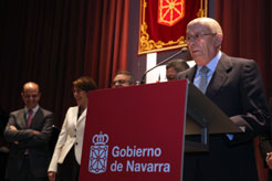 El Presidente Sanz entrega el II Premio Francisco de Javier a Pedro Ábrego 