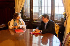 La consejera Elizalde con el ministro Planas.