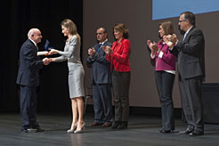 Antonio Gómez saria jasotzen