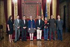 La vicepresidenta Goicoechea y la delegación griega