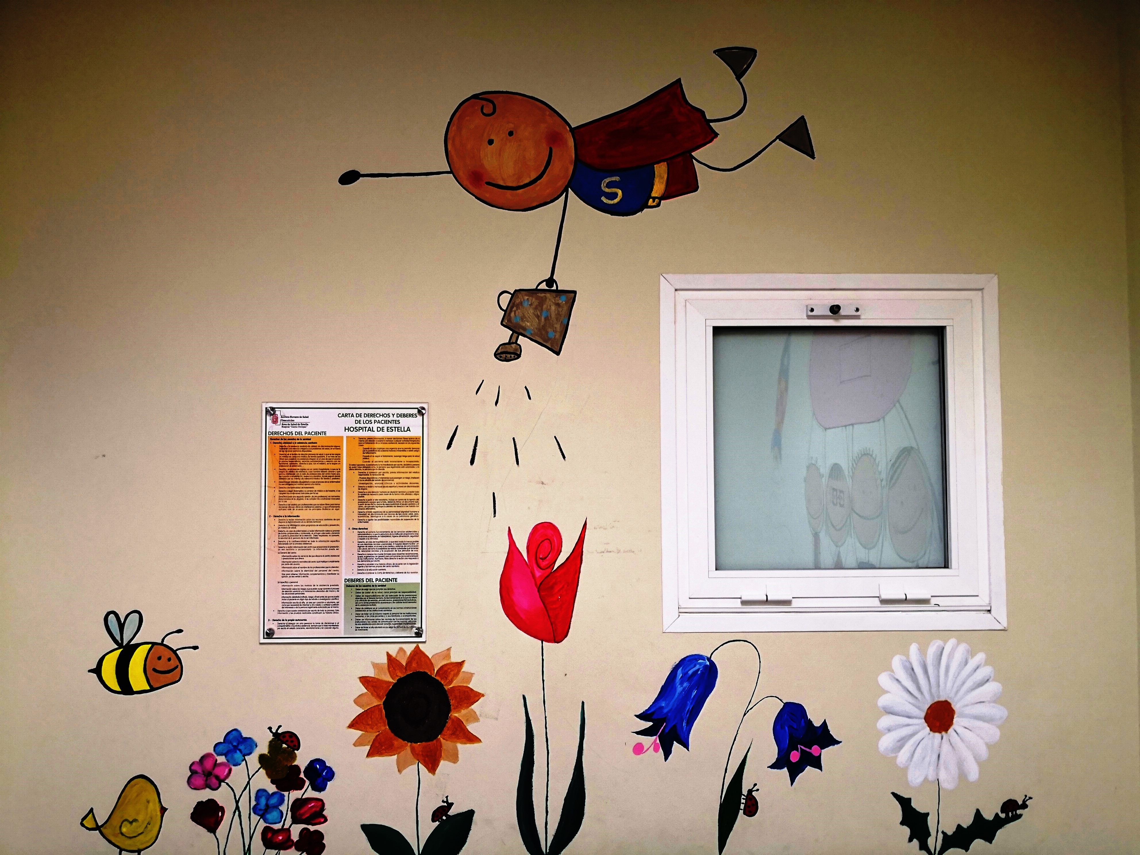 Otra de las partes decoradas de la sala de espera infantil del Hospital Estella-Lizarra