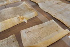 Zaharberritu diren Mendigorriko artxiboko dokumentuak