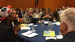 Izaskun Goñi, en una de las mesas de trabajo en Bilbao.