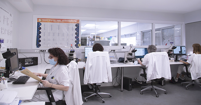 Área del laboratorio e diagnóstico e investigación del Servicio de Genética Médica