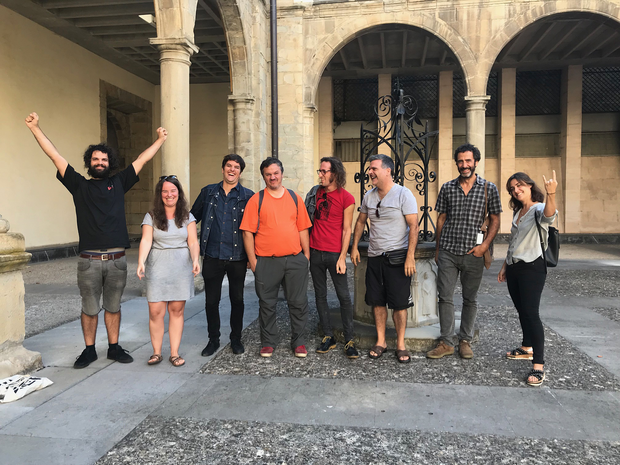 Algunos de los músicos que acudirán a los centros educativos.