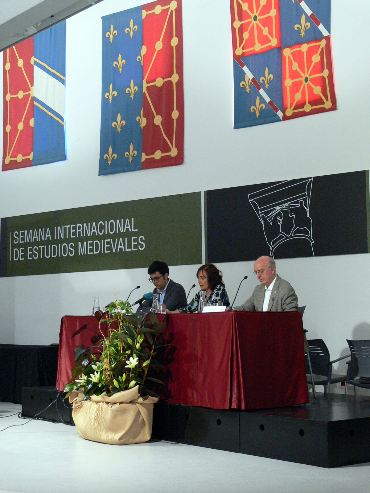 La consejera Herrera inaugura la 46ª edición de la Semana de Estudios 
Medievales de Estella-Lizarra.