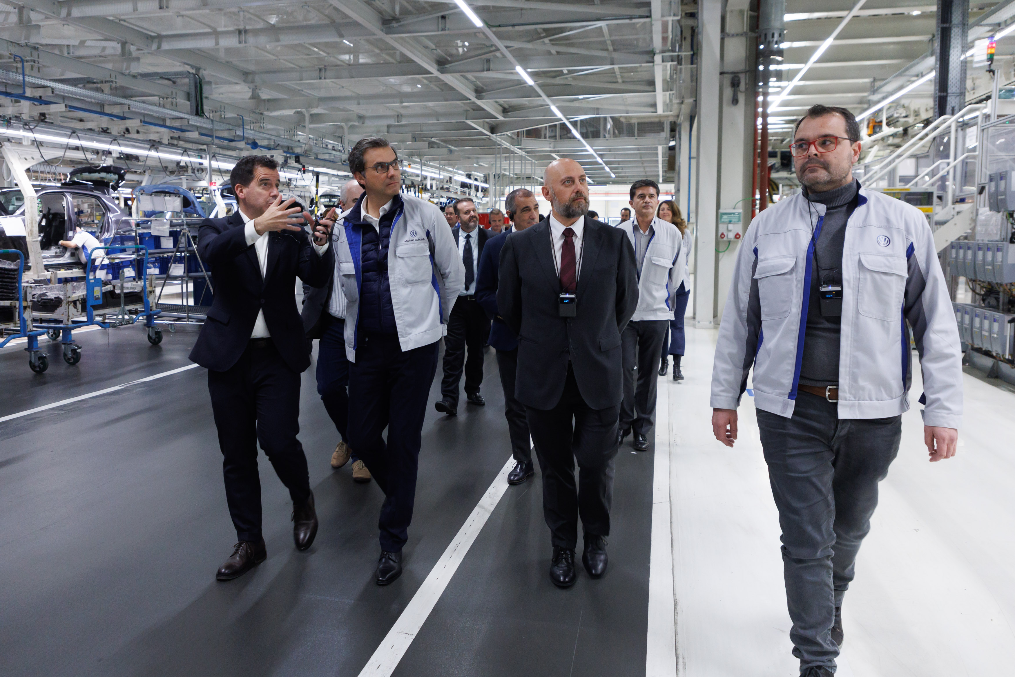 Imagen del artículo El Gobierno de Navarra y VW Navarra mantienen una reunión para estudiar la mejora de la competitividad y la electrificación de la planta