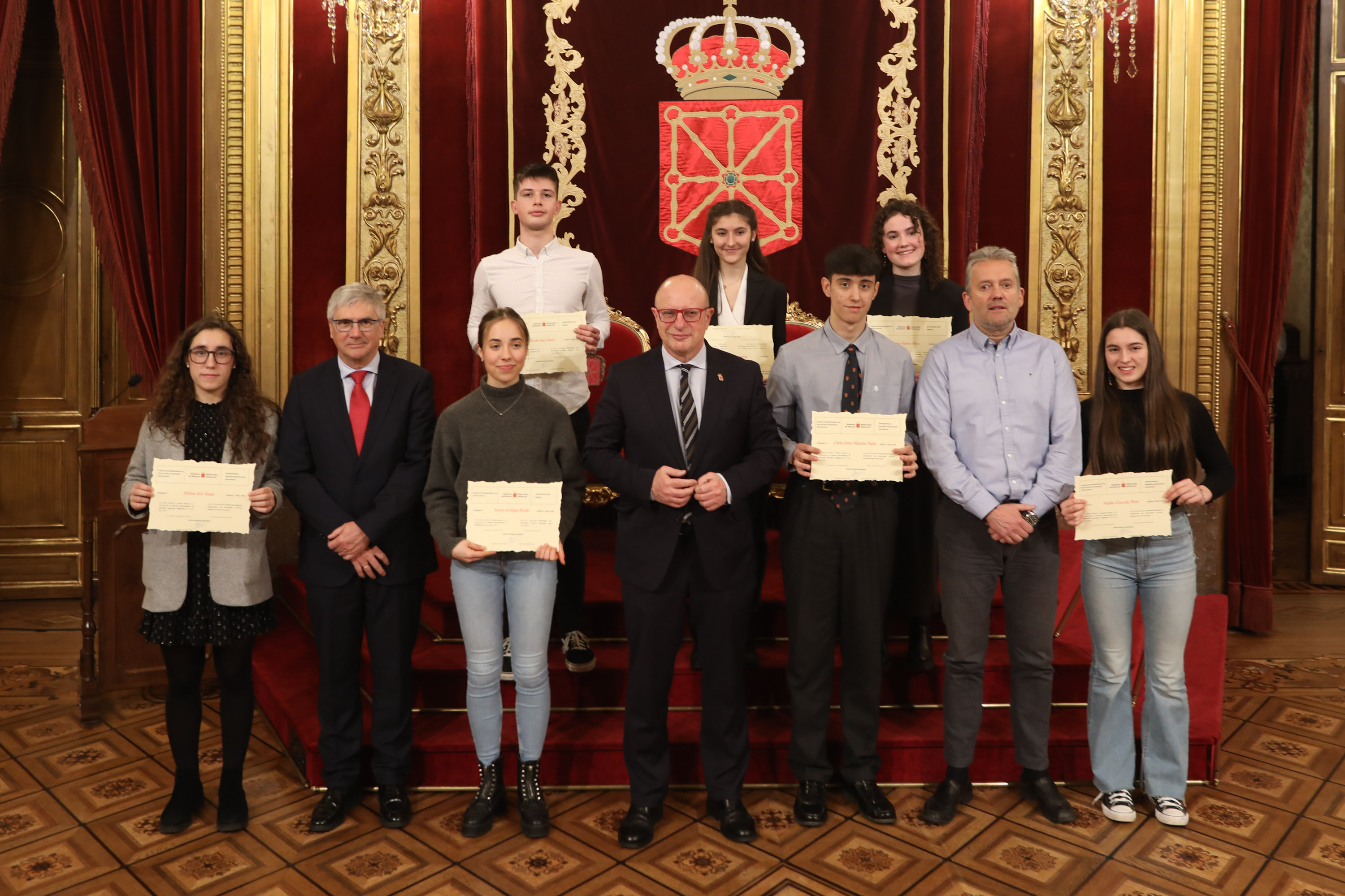Imagen del artículo Siete estudiantes de seis centros de Pamplona, Tudela y Peralta reciben los Premios Extraordinarios de ESO y Bachillerato de Navarra