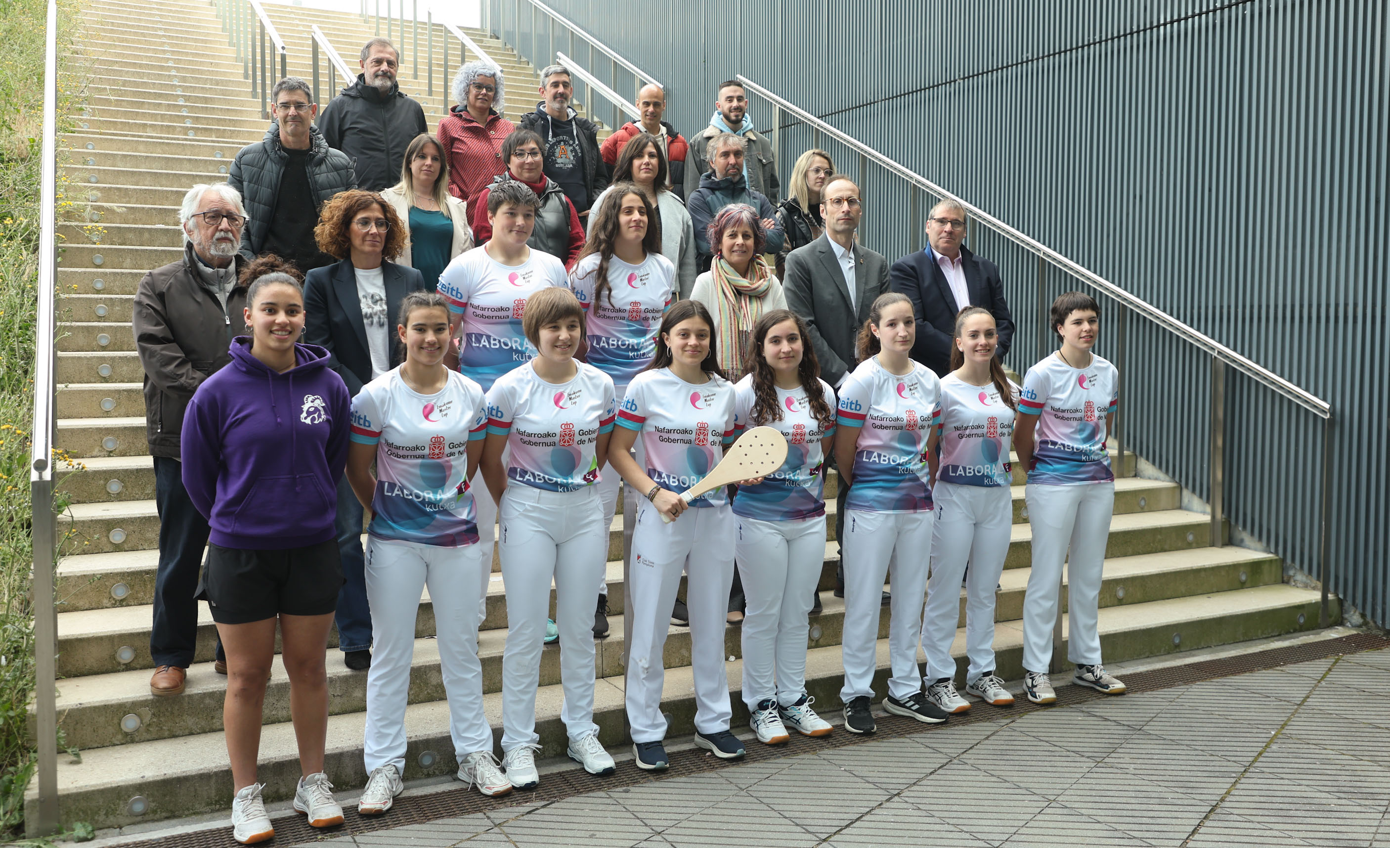 Imagen del artículo El Torneo Comunidad Foral de Navarra de pelota femenina marca un nuevo récord con 141 participantes 

La competición arranca este sábado con los partidos de pelota mano y finaliza el 23 de junio tras la fase de paleta   	 		 		29/04/2024 		    		 			 			 				 						 							camera_alt