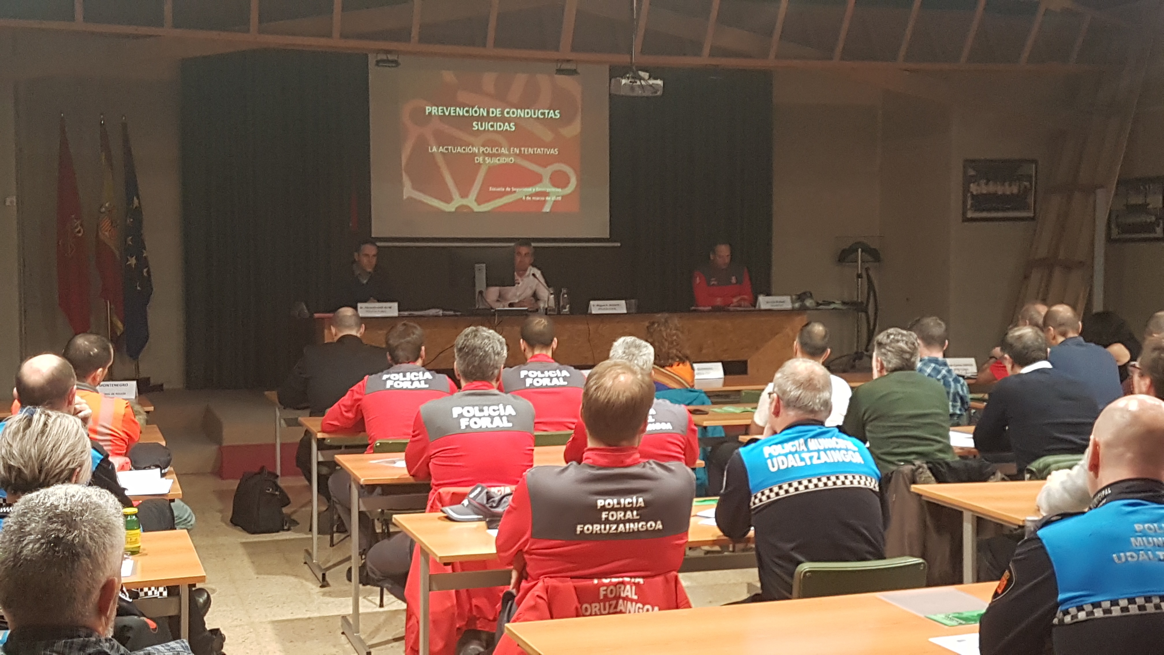 Imagen de la jornada celebrada en la Escuela de Seguridad y Emergencias de 
Navarra.