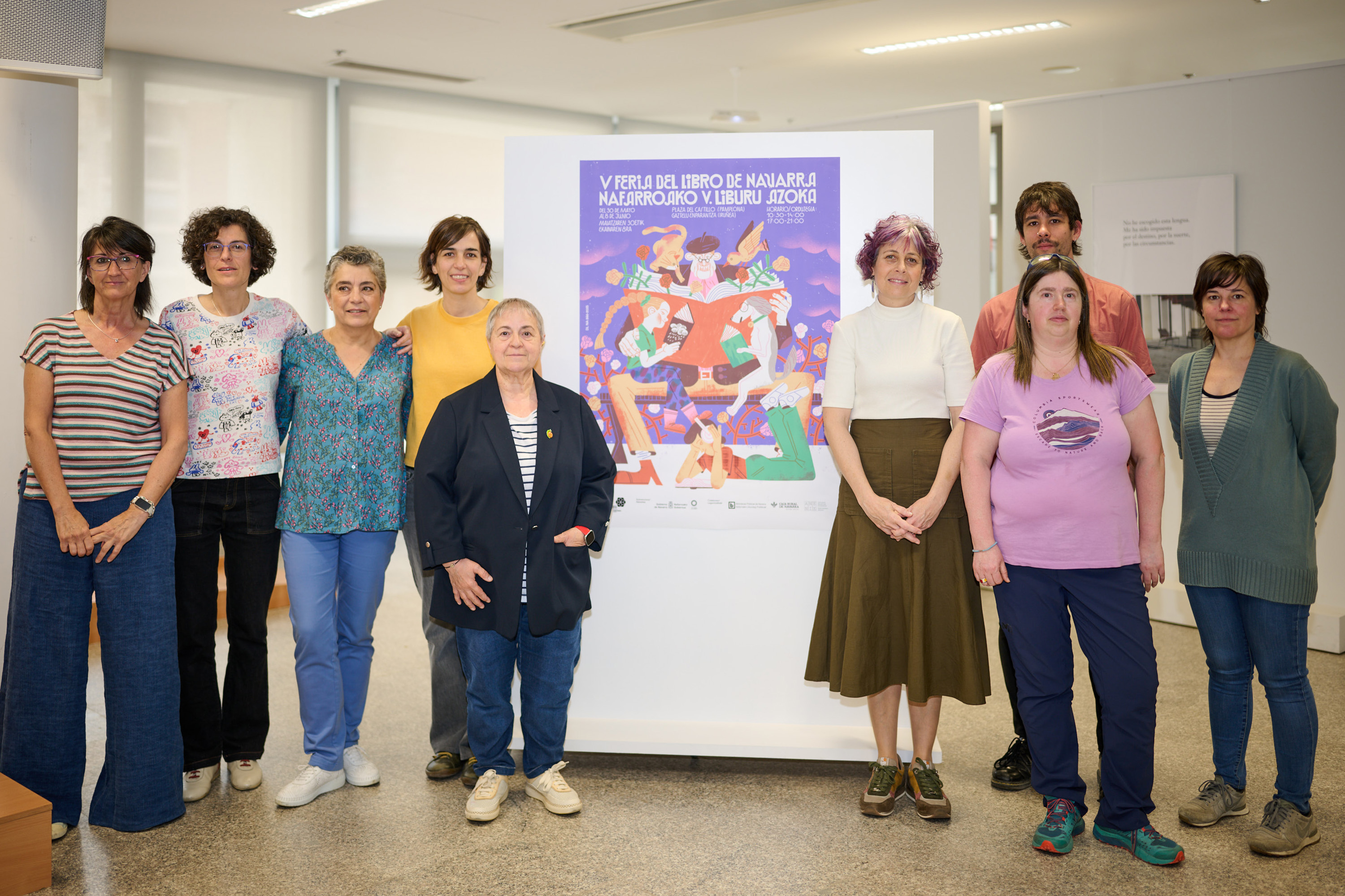 Imagen del artículo La consejera Esnaola inaugura la V Feria del Libro de Navarra con novedades como maridaje de catas y literatura o un certamen literario para jóvenes de entre 12 y 17 años 

Se celebrará entre los días 30 de mayo y 8 de junio, e incluye también una sesión de Club de Lectura abierto, talleres o cuentacuentos   	 		 		23/05/2025 		    		 			 			 				 						 							camera_alt