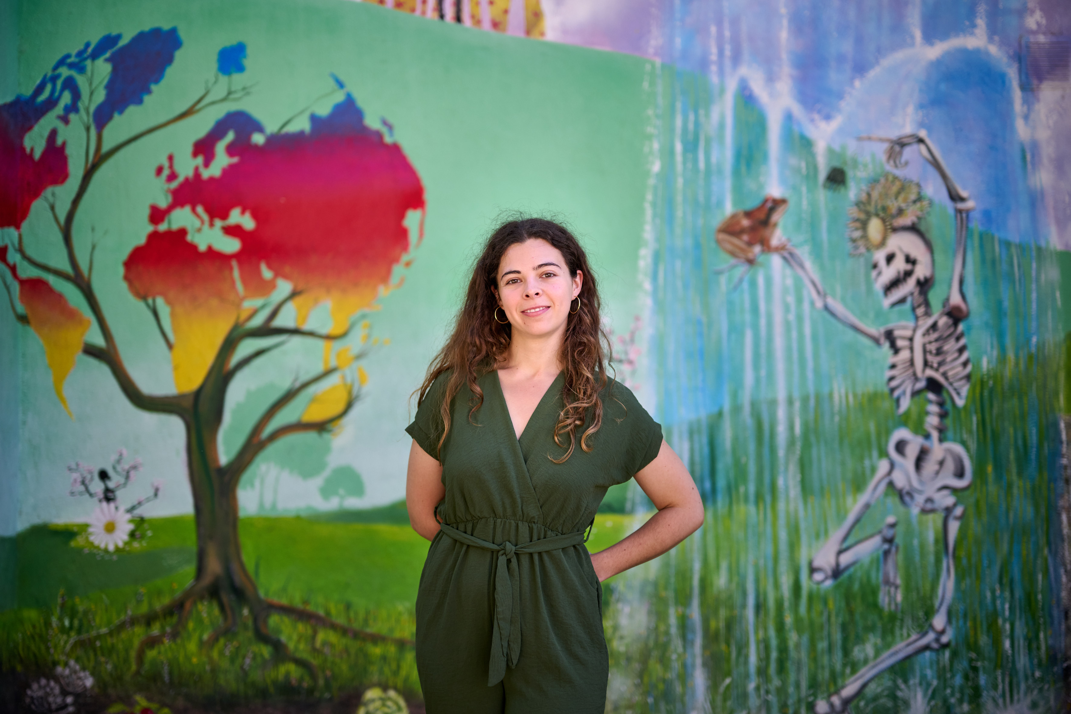 Imagen del artículo Mirari Etxeberria, Galardón a la Persona Joven 2025: La realidad cultural actual nos hace muy difícil poder vivir de la música La Red Navarra de Aprendizaje y Servicio Solidario logra el Galardón a la Participación Social, la Joven Orquesta de Pamplona, el Galardón a la Entidad y, como novedad, la Casa de la Juventud de Pamplona, el Galardón al Espacio JOVresaliente 29/05/2025 camera_alt
