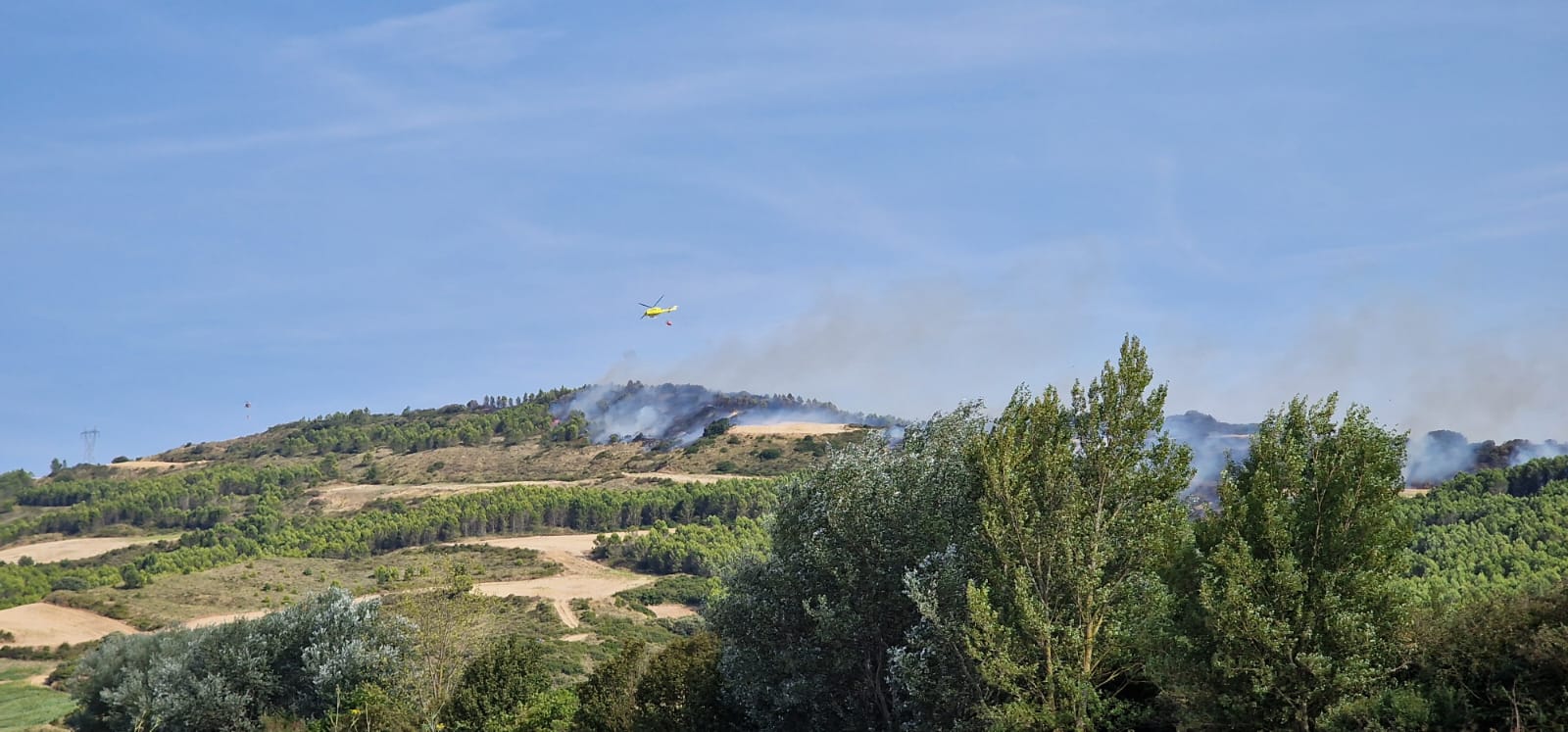 Imagen del artículo El Gobierno de Navarra prohíbe temporalmente la realización de determinadas actividades para prevenir que se generen incendios forestales Aprueba una Orden Foral que afecta a la realización en suelo no urbanizable de actividades que puedan provocar deflagraciones, chispas o descargas eléctricas 05/08/2025 camera_alt