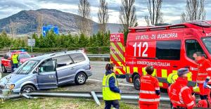 <p>Accidente en Etxarren (A10) con una persona herida&nbsp;&nbsp;&nbsp;&nbsp;&nbsp;</p>
