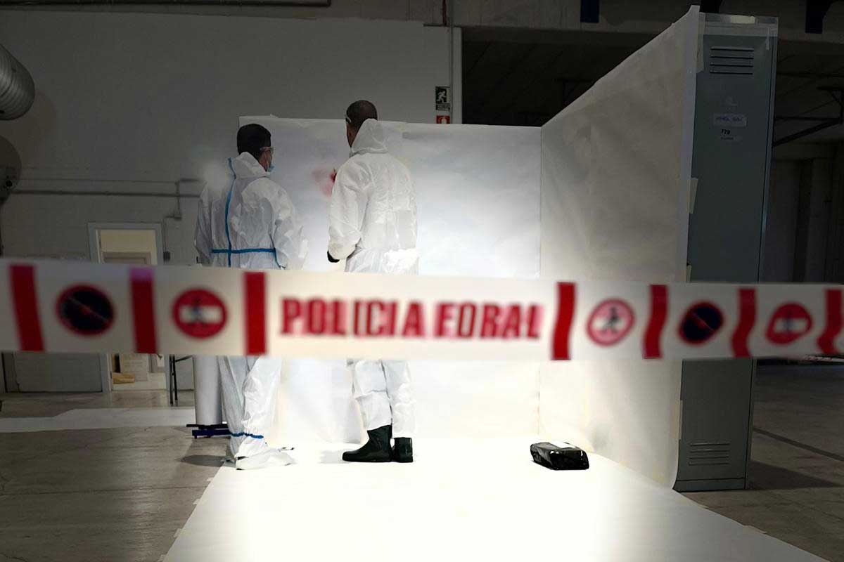 Imagen de un momento de la formación sobre análisis de patrones y manchas 
de sangre en escenas de crímenes