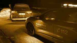 <p><i><span style="font-size:10.0pt"><span style="line-height:107%"><span style="font-family:"Calibri",sans-serif">Momento de la intervención con el menor fugado en Beriáin</span></span></span></i></p>
