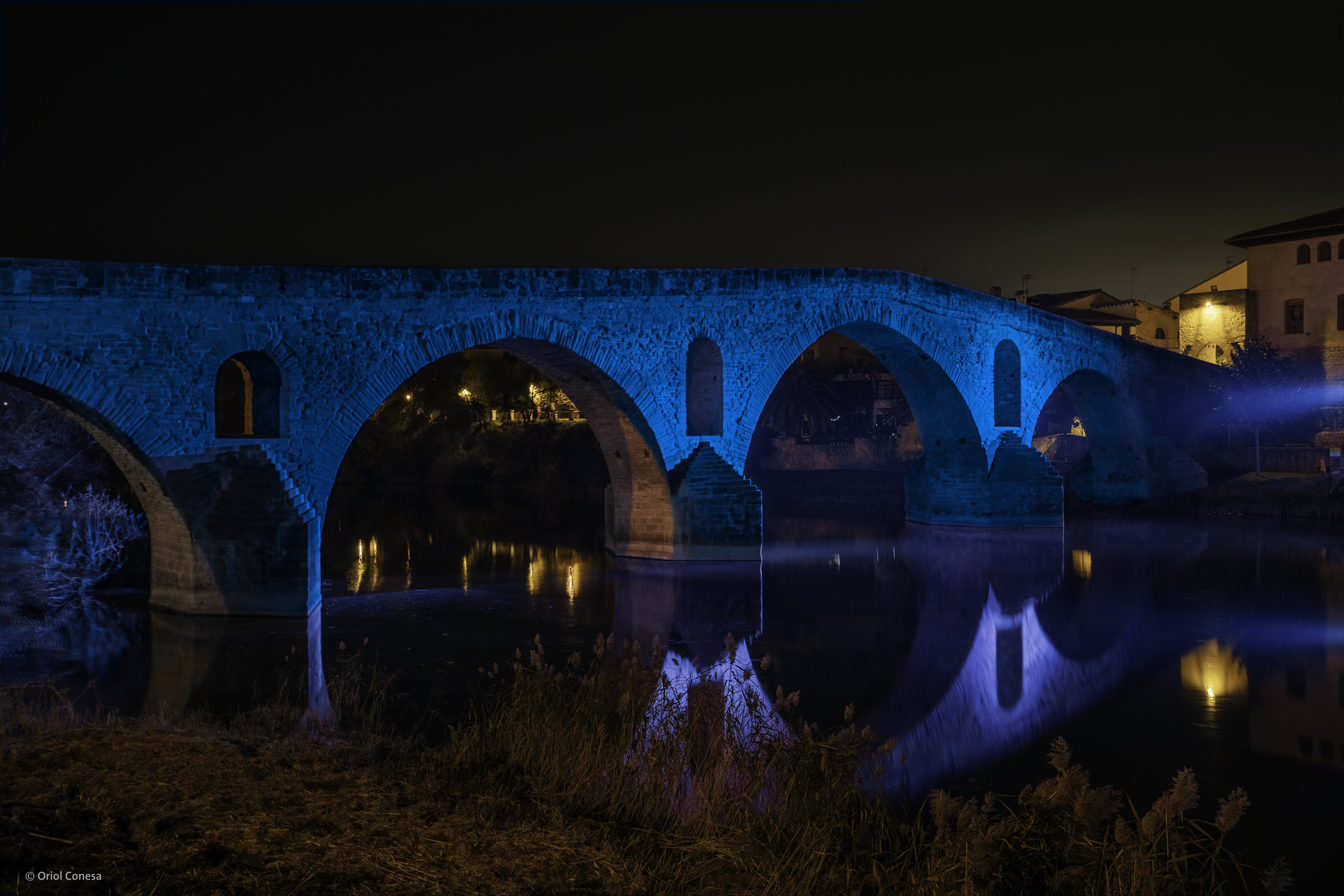 Puente la Reina: emblemático puente del Camino de Santiago.